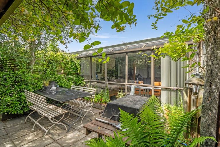 Photo of property in 2/56 Aorangi Road, Bryndwr, Christchurch, 8053