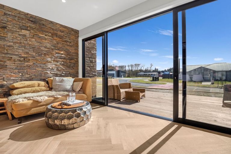 Photo of property in 26 Whakahaumako Road, Leamington, 3495