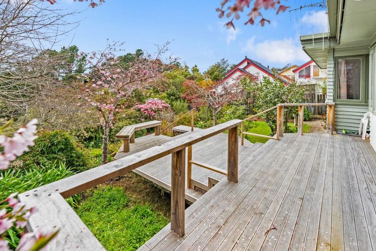 Photo of property in 42 Clifton Terrace, Fitzherbert, Palmerston North, 4410