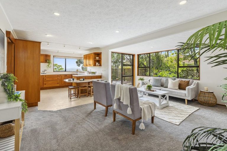 Photo of property in 14a Spicer Place, Tawa, Wellington, 5028