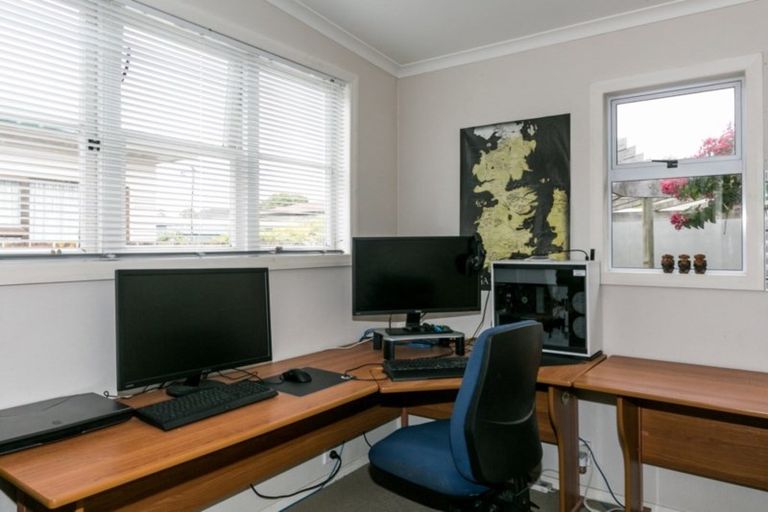 Photo of property in 13 Bedford Road, Marewa, Napier, 4110