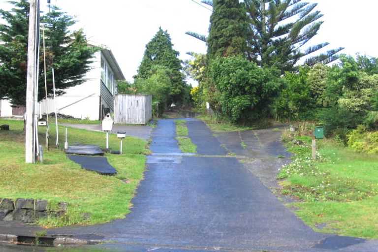 Photo of property in 10a Seymour Road, Sunnyvale, Auckland, 0612