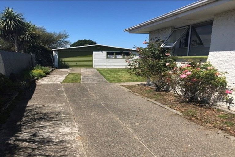 Photo of property in 19 Lauder Crescent, Heidelberg, Invercargill, 9812