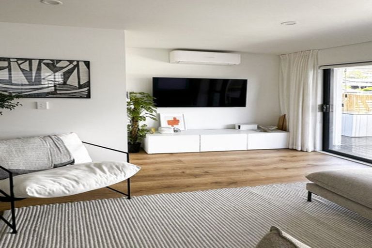 Photo of property in 94e Bay Street, Red Beach, 0932