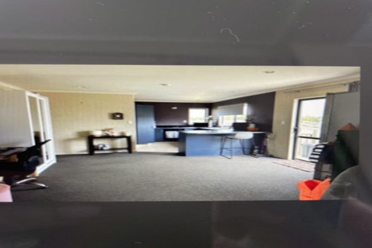 Photo of property in 52a Rototuna Road, Rototuna, Hamilton, 3210