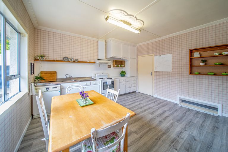 Photo of property in 17 Smith Street, Roxburgh, 9500