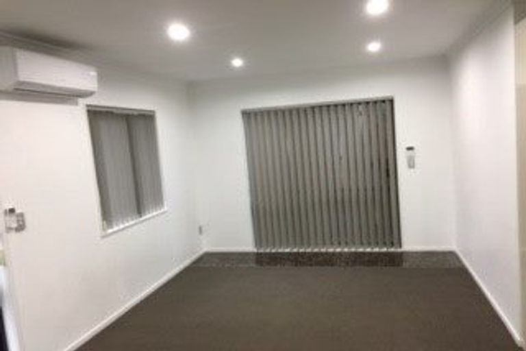 Photo of property in 7 Taitimu Drive, Weymouth, Auckland, 2103