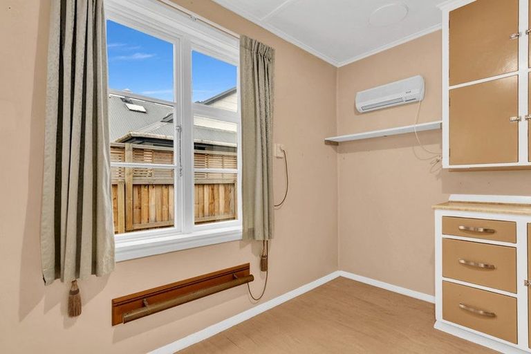 Photo of property in 18 Ilam Road, Upper Riccarton, Christchurch, 8041