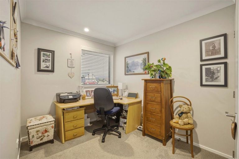 Photo of property in 11 Wyllie Place, Amberley, 7410