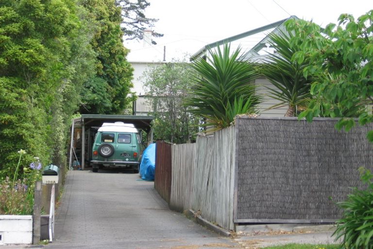Photo of property in 1/108 Kiwi Road, Point Chevalier, Auckland, 1022