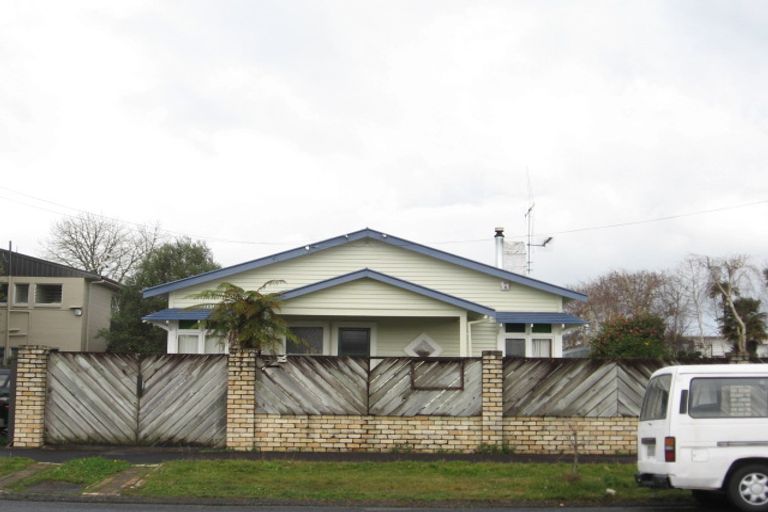 Photo of property in 2/3 New Street, Hamilton East, Hamilton, 3216