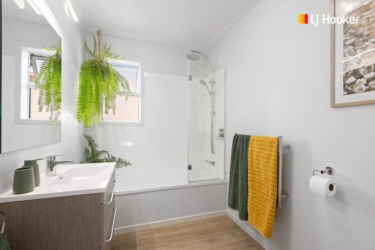 Photo of property in 3 Martin Road, Fairfield, Dunedin, 9018