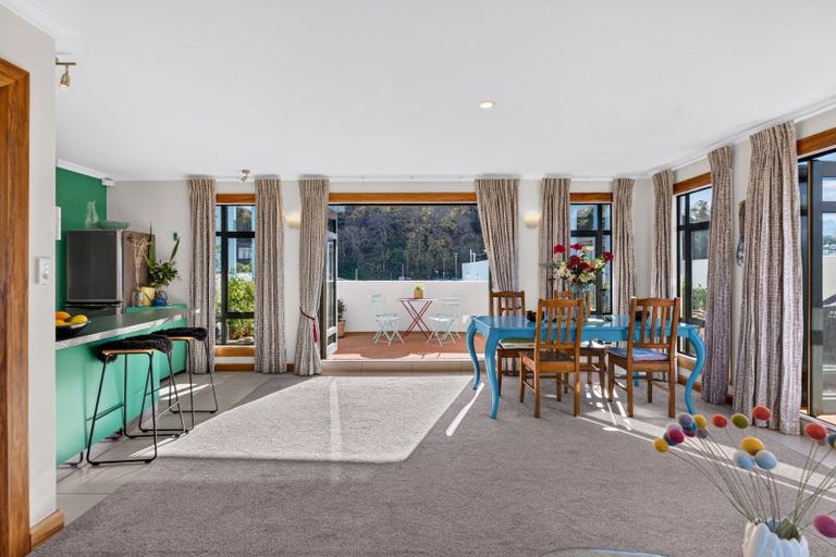 Photo of property in 243 Emerson Street, Napier South, Napier, 4110