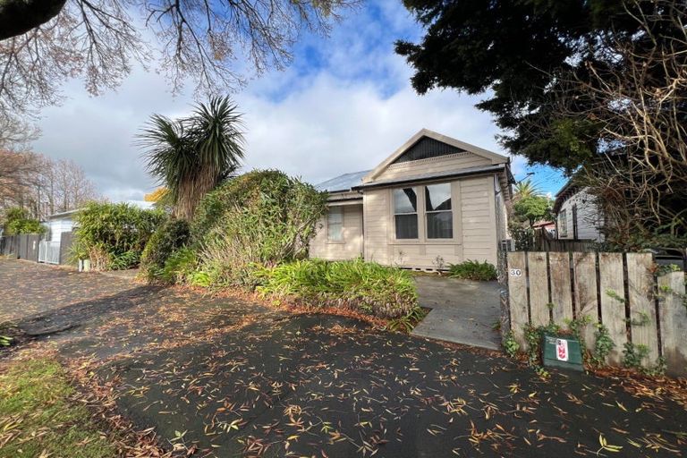 Photo of property in 30 Ada Street, Hokowhitu, Palmerston North, 4410