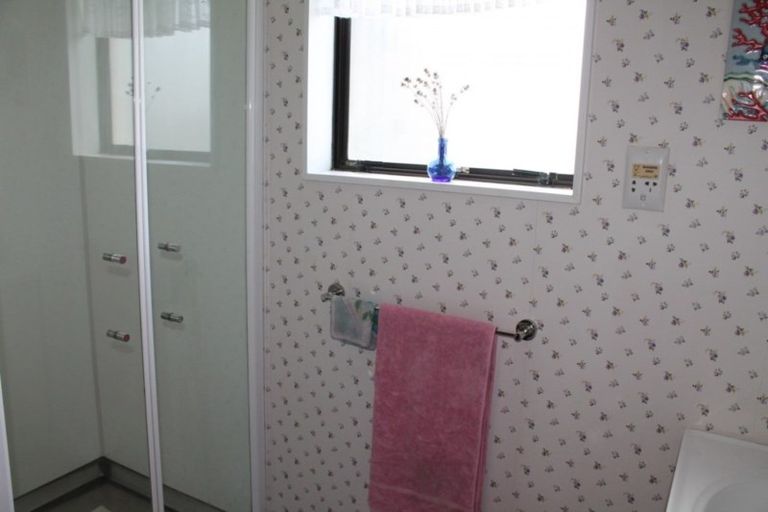 Photo of property in 61c Park Street, Winton, 9720