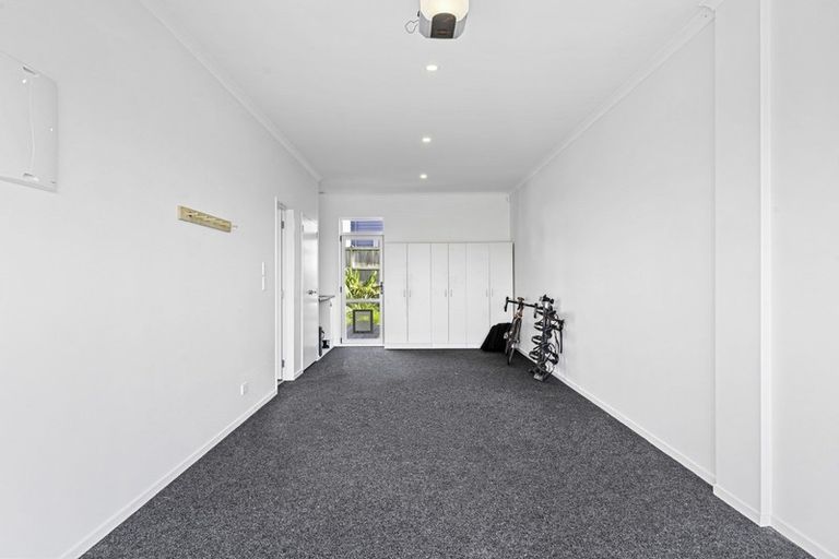 Photo of property in 4 Tyler Davies Drive, Red Beach, 0932