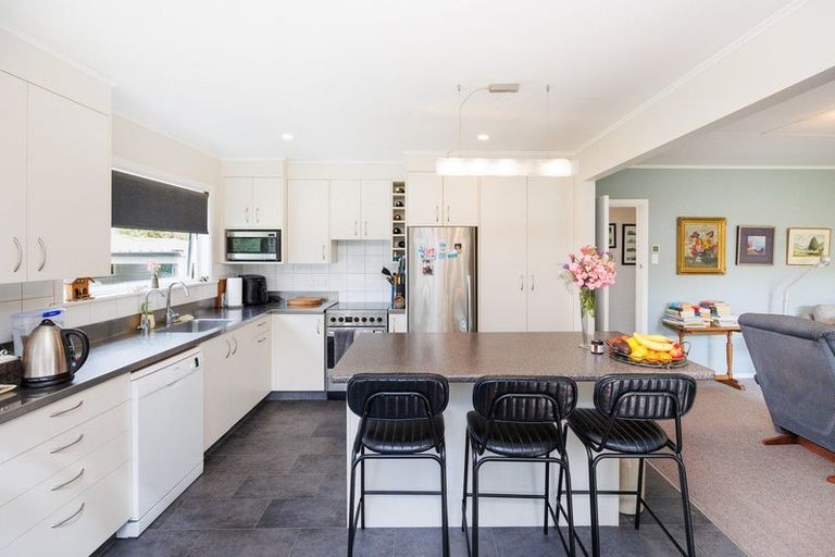 Photo of property in 8a Bond Street, Marton, 4710