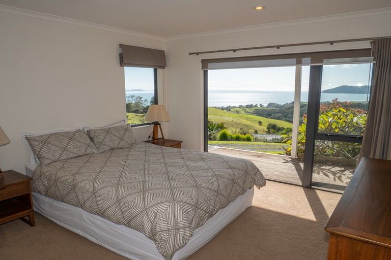 Photo of property in 59 Spicer Road, Cable Bay, 0420