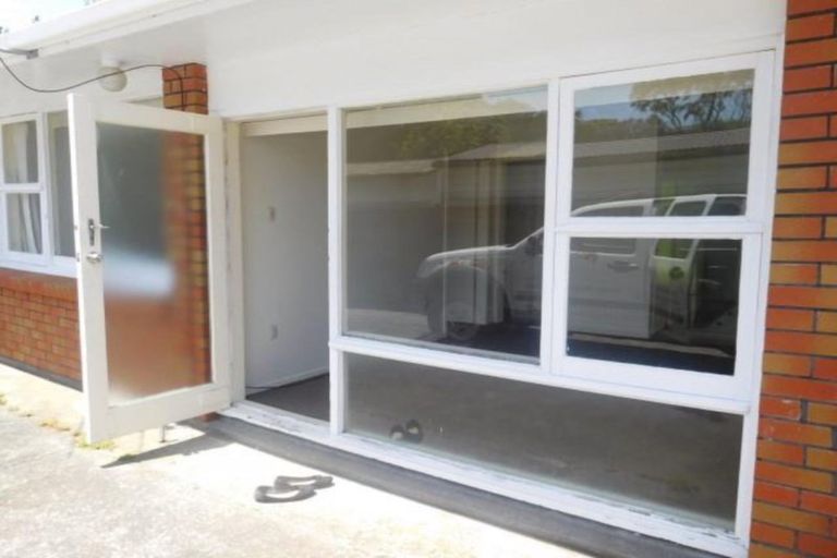Photo of property in 65c Frankley Road, Westown, New Plymouth, 4310