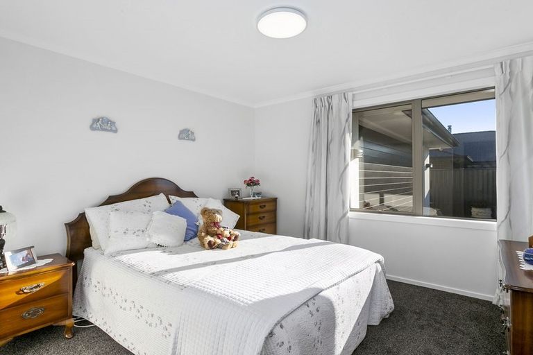 Photo of property in 33 Silver Springs Boulevard, Mosgiel, 9024