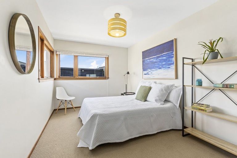 Photo of property in 29 Boardwalk Lane, Seatoun, Wellington, 6022