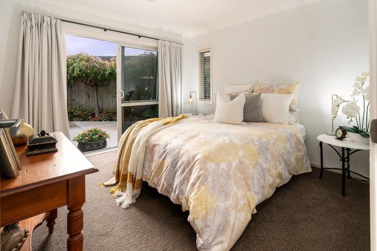 Photo of property in 2 Patterson Lane, Raumati Beach, Paraparaumu, 5032