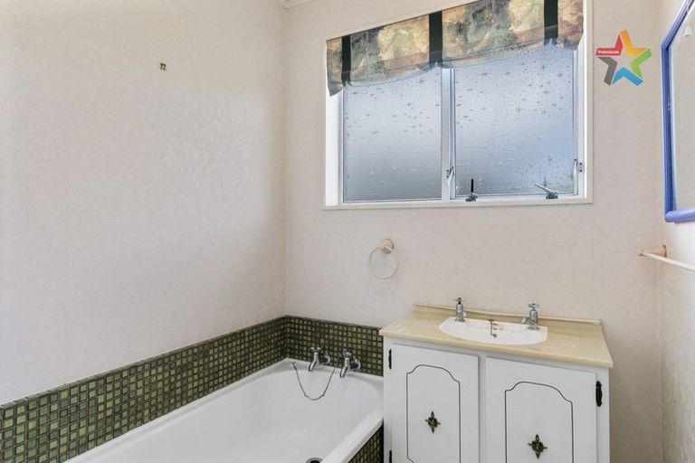 Photo of property in 6b Belgrave Street, Wainuiomata, Lower Hutt, 5014