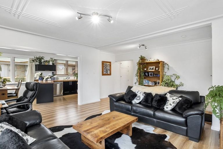 Photo of property in 123 District Road, Green Island, Dunedin, 9018