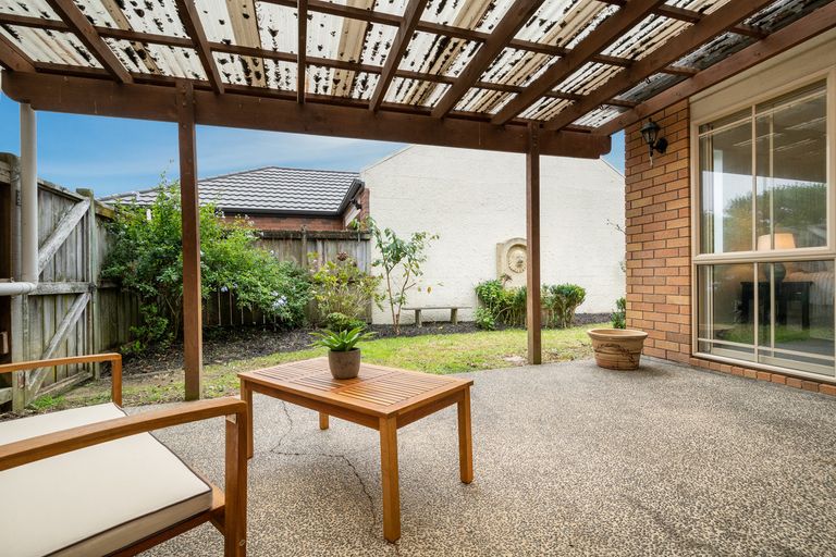 Photo of property in 7 Hibernian Drive, Ranui, Auckland, 0612