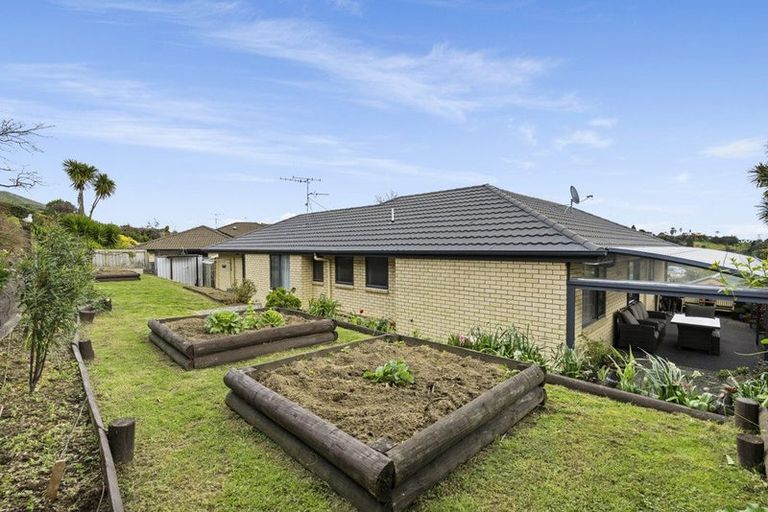 Photo of property in 41 Village Park Drive, Welcome Bay, Tauranga, 3112