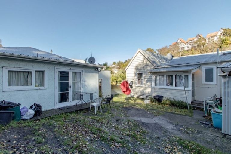 Photo of property in 37 Shakespeare Road, Bluff Hill, Napier, 4110