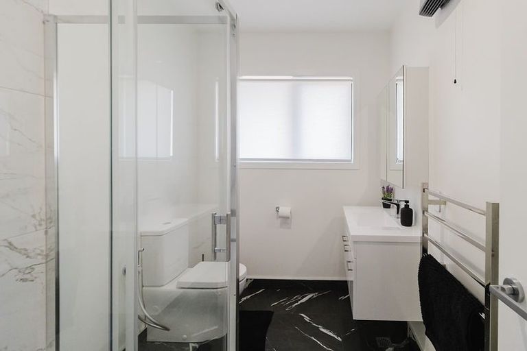 Photo of property in 53 Rochdale Drive, Churton Park, Wellington, 6037