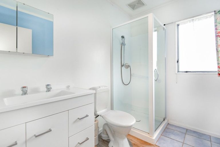 Photo of property in 2/509 Queen Street East, Hastings, 4122