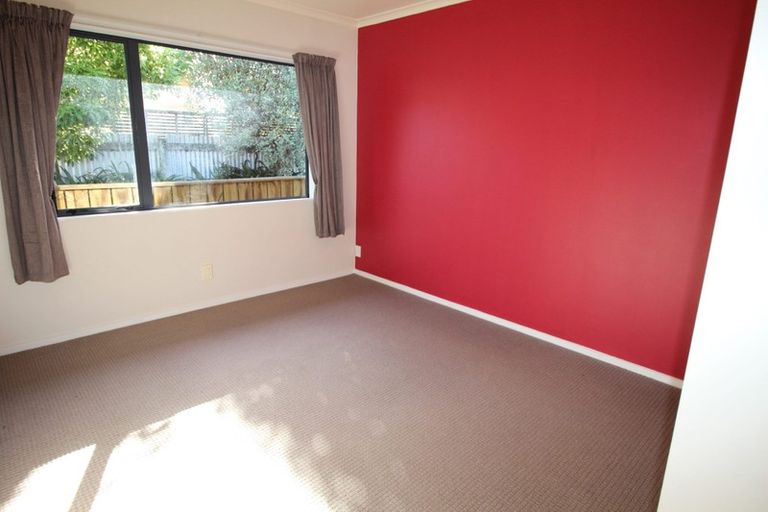 Photo of property in 47 Florence Avenue, Palmerston North, 4414