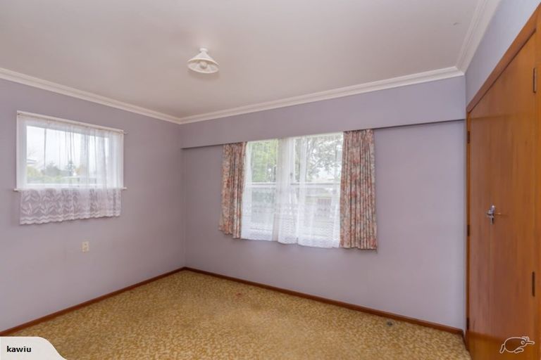 Photo of property in 9 Ross Street, Levin, 5510