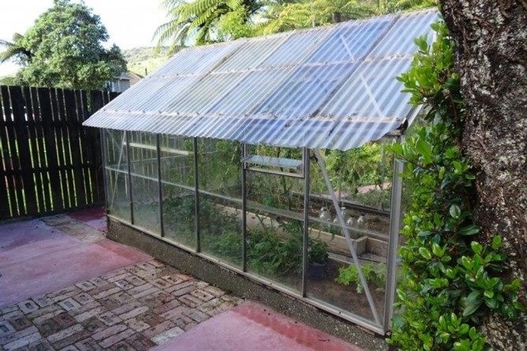 Photo of property in 8 Leith Crescent, Greymouth, 7805