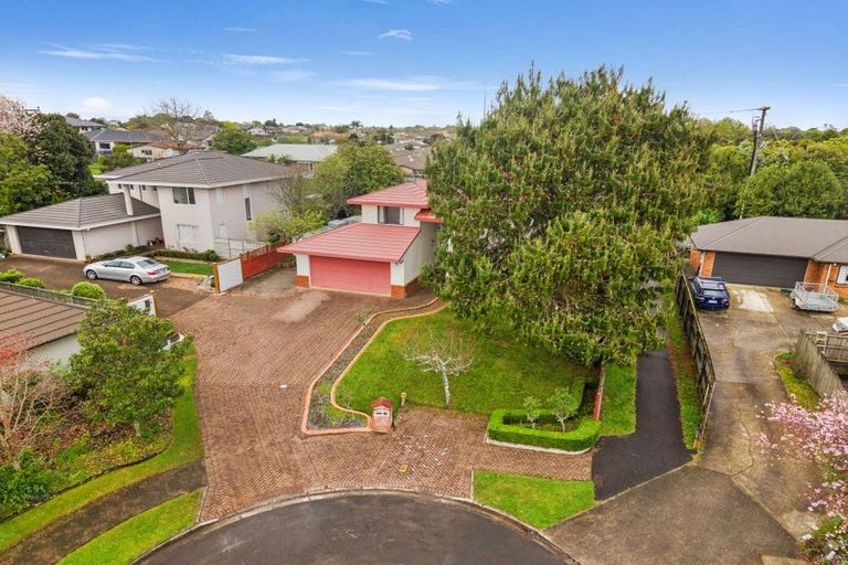 Photo of property in 71 Nielsen Gardens, Rototuna, Hamilton, 3210