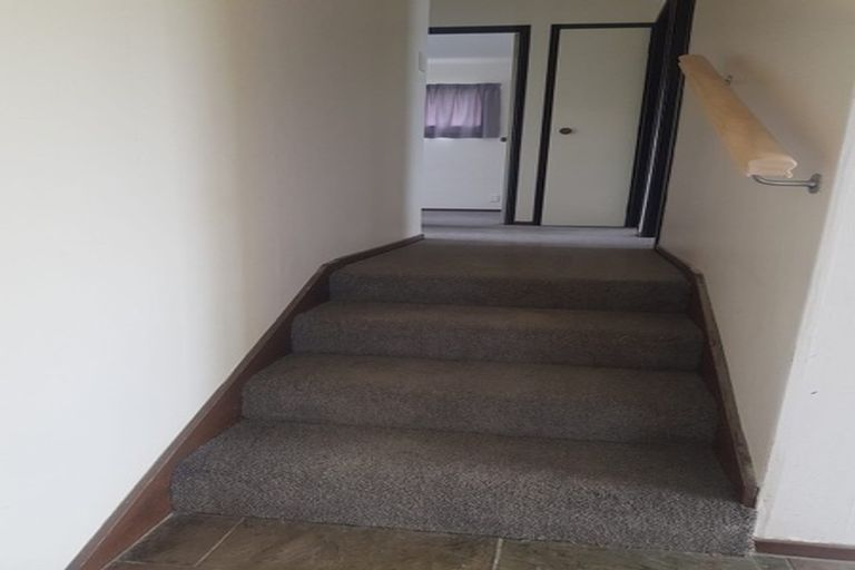 Photo of property in 45 Meadway, Sunnyhills, Auckland, 2010