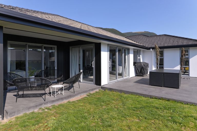 Photo of property in 27 Sanctuary Drive, Stoke, Nelson, 7011