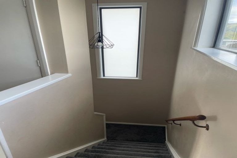 Photo of property in 274 Naenae Road, Naenae, Lower Hutt, 5011