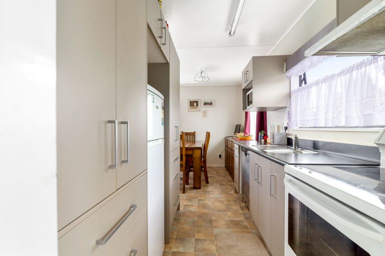 Photo of property in 22a Robinson Avenue, Holdens Bay, Rotorua, 3010