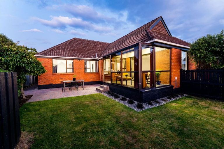 Photo of property in 60 Bay View Road, South Dunedin, Dunedin, 9012