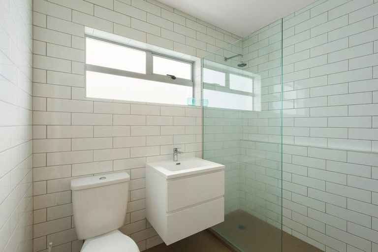 Photo of property in 49 Beach Road, Waihi Beach, 3611