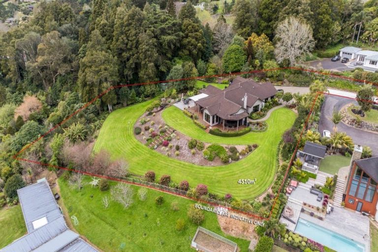 Photo of property in 39 Harry Dreadon Road, Opaheke, Papakura, 2584
