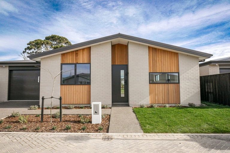 Photo of property in 24 Kekewai Place, Halswell, 8025