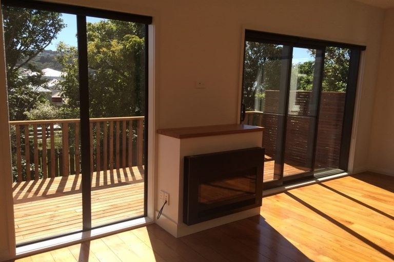 Photo of property in 28 Hiropi Street, Newtown, Wellington, 6021