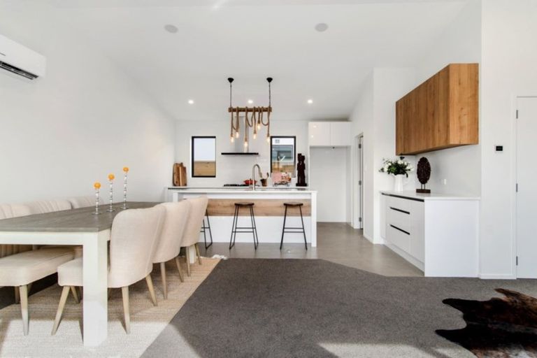 Photo of property in 32 Coast Boulevard, Papamoa Beach, Papamoa, 3118