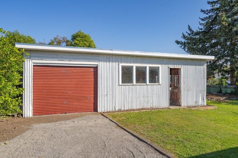 Photo of property in 6 Wakelin Street, Carterton, 5713