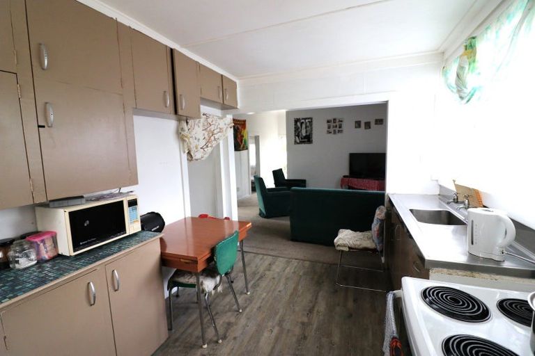 Photo of property in 12 Christian Street, Dannevirke, 4930