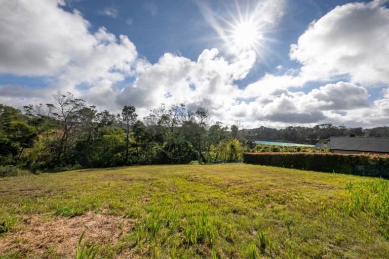 Photo of property in 6 Kent Terrace, Riverhead, 0820